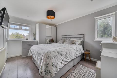 3 bedroom semi-detached house for sale, Wykeham Grove, Leeds, Maidstone