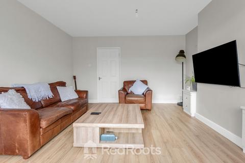 2 bedroom semi-detached house for sale, Aintree Avenue, Doncaster DN4