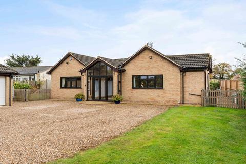4 bedroom detached bungalow for sale, East Hanningfield Road, Chelmsford CM2