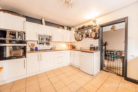 3 bedroom end of terrace house for sale, Dereham Road, Norwich NR2
