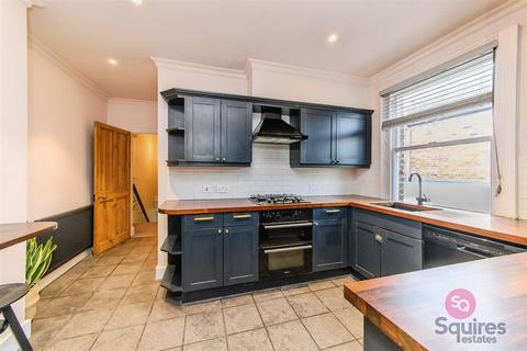 2 bedroom flat for sale, Long Lane, Finchley