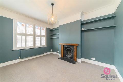 undefined, Long Lane, Finchley
