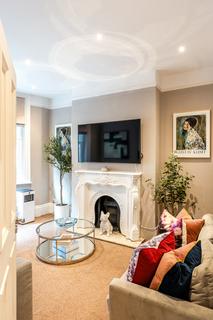 3 bedroom apartment for sale, Winsford House