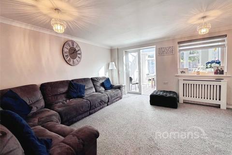 4 bedroom terraced house for sale, Melrose Close, Farnborough