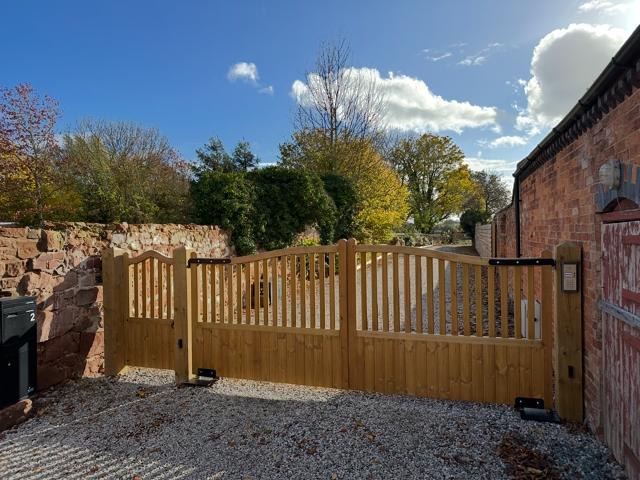 Main Drive Gates