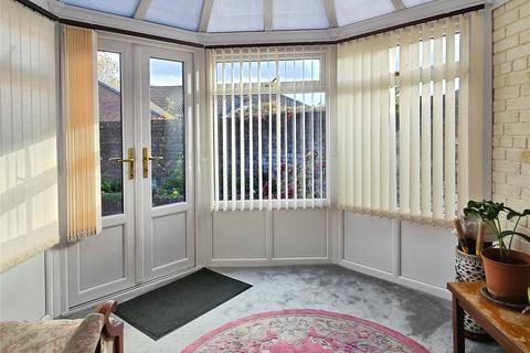 2 bedroom bungalow for sale, Meadowbrook Court, Gobowen SY10