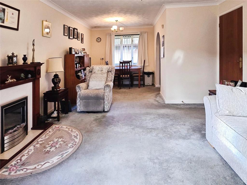 Living/Dining Room