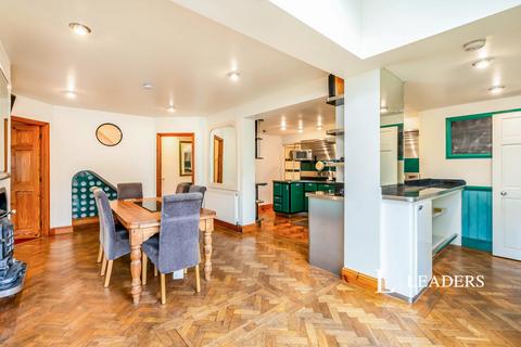 undefined, King Street, Westbourne, PO10