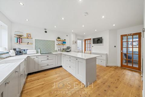 4 bedroom detached house for sale, Badgers Bank, Ipswich, IP2