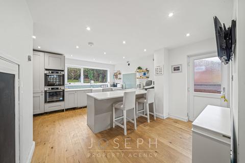 4 bedroom detached house for sale, Badgers Bank, Ipswich, IP2