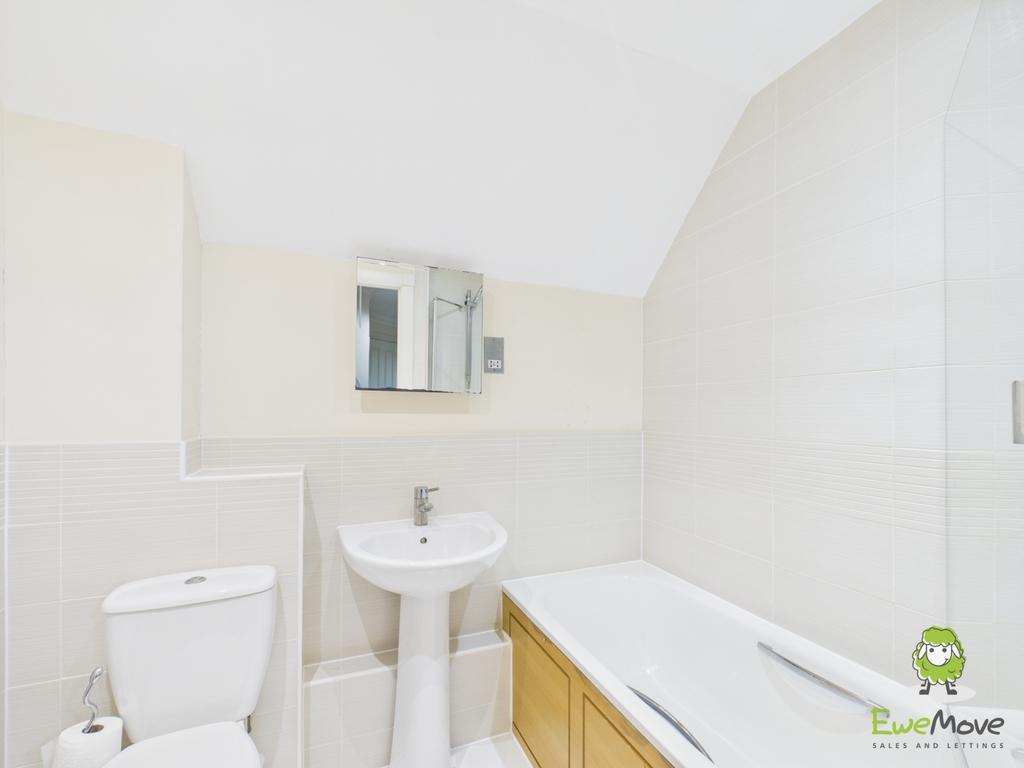 Ewe Move Estate Agents Basingstoke - Garrett Court