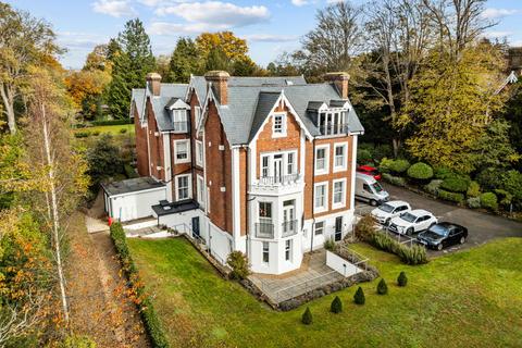 undefined, Calverley Park Gardens, Tunbridge Wells TN1