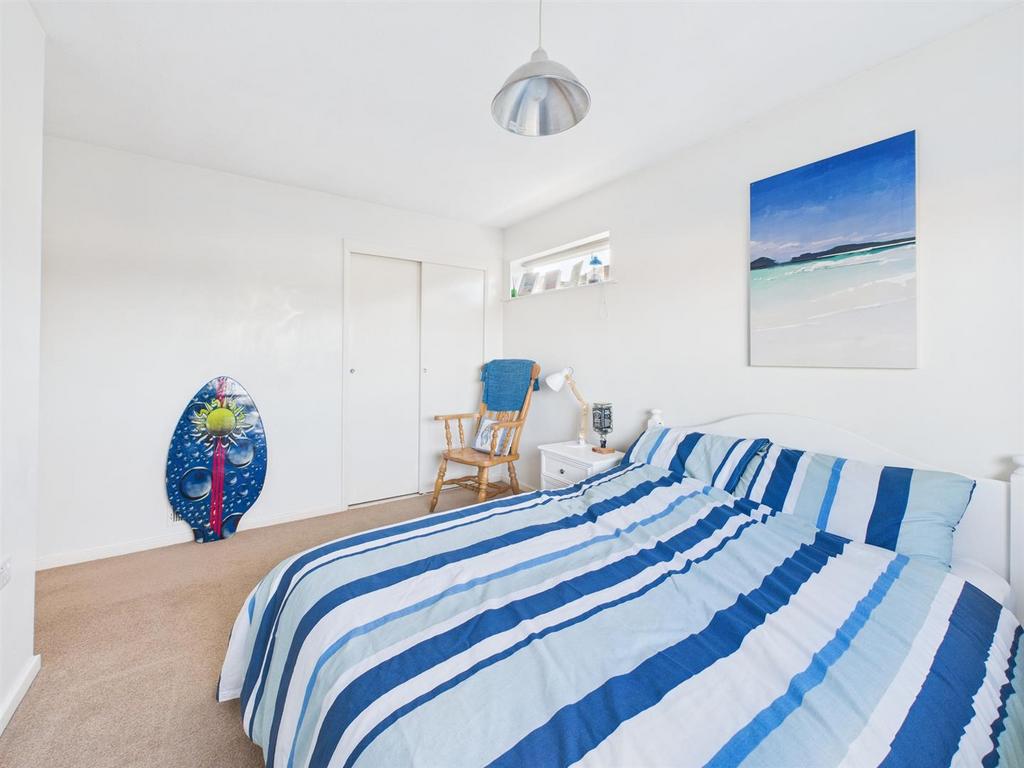 CAM04116 G0-PR0273-STILL030.jpg