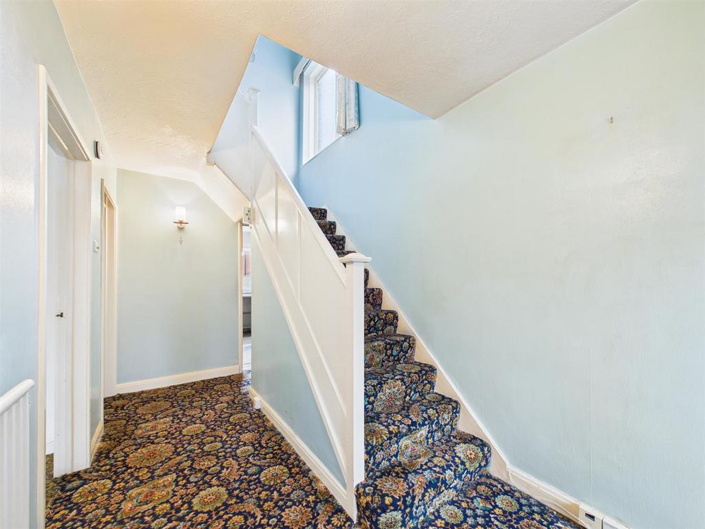 Hallway.jpg