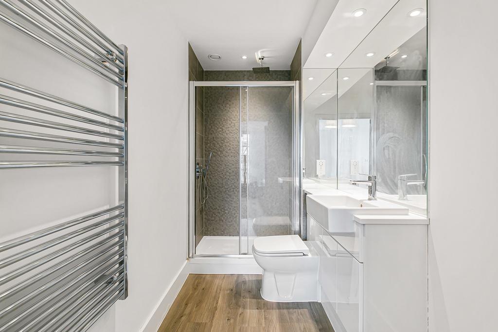 Ensuite