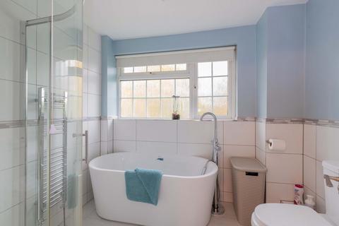 23 Springate Field, Slough, SL3 7DH