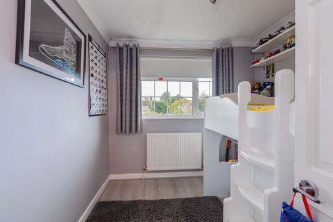 23 Springate Field, Slough, SL3 7DH