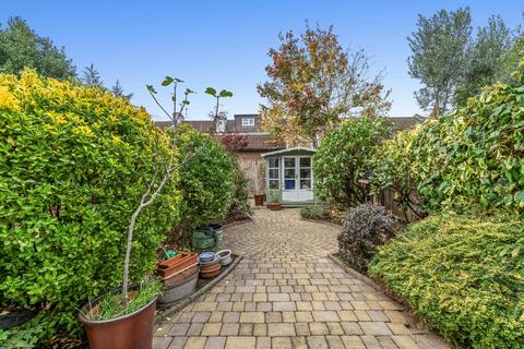 3 bedroom terraced house for sale, Cobham Road, Seven Kings IG3