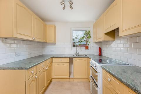 undefined, Rawlinson Close, Chadlington OX7