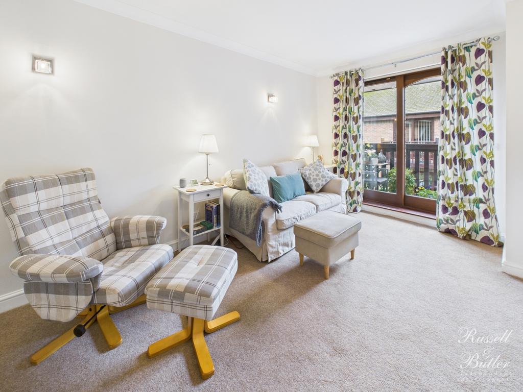 Cam01995 g0 pr0385 still001