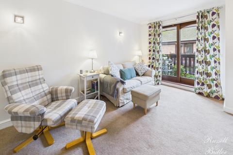 undefined, Paynes Court, High Street, Buckingham, Buckinghamshire, MK18