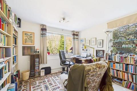44 Paradise, Coalbrookdale, Telford, TF8 7NW