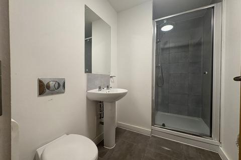 2 bedroom apartment to rent, Adelphi Wharf, Salford