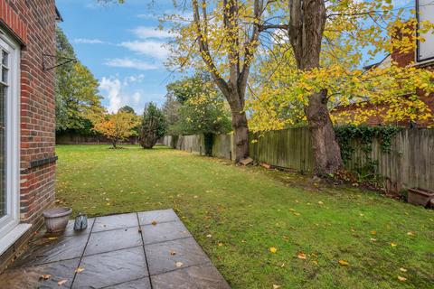 undefined, The Avenue, Hatch End, Pinner, HA5