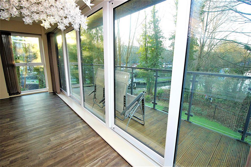 Balcony area 2.jpg