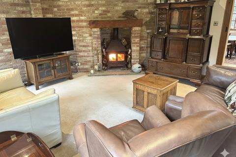undefined, Wateringbury Road, West Malling ME19