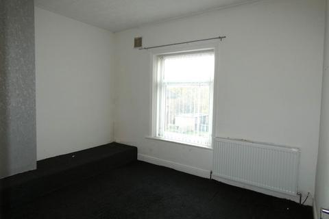 2 bedroom terraced house to rent, Horsfall Street, Morley