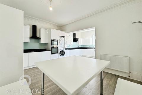 1 bedroom detached house to rent, Warren Road, Bexleyheath DA6