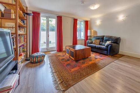 1 bedroom flat for sale, Fitzwarren House, Hornsey Lane, Highgate, London, N6