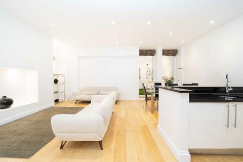 undefined, Lancaster Mews, London W2