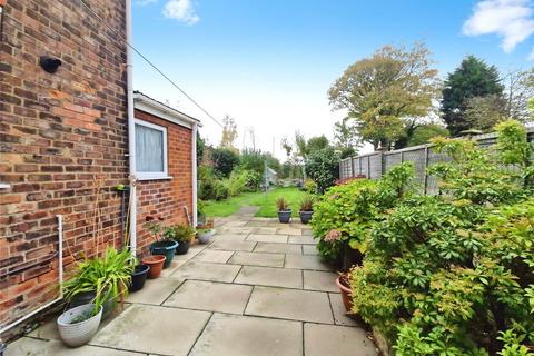undefined, Hilton Lane, Worsley M28