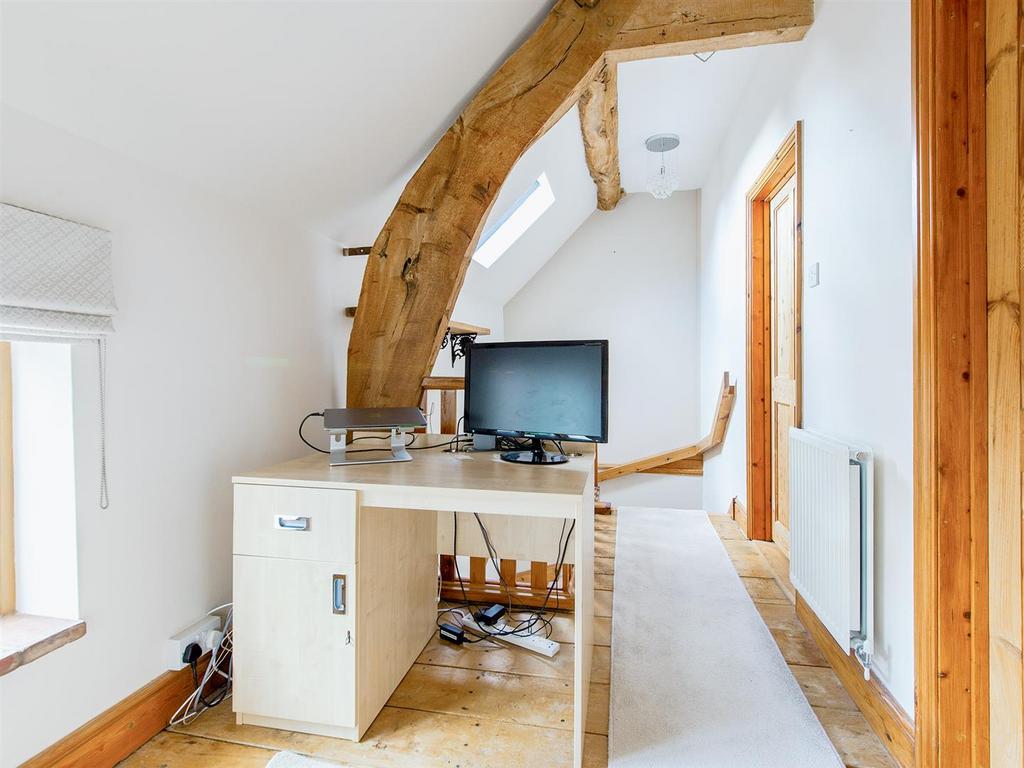 Landing/Study Area