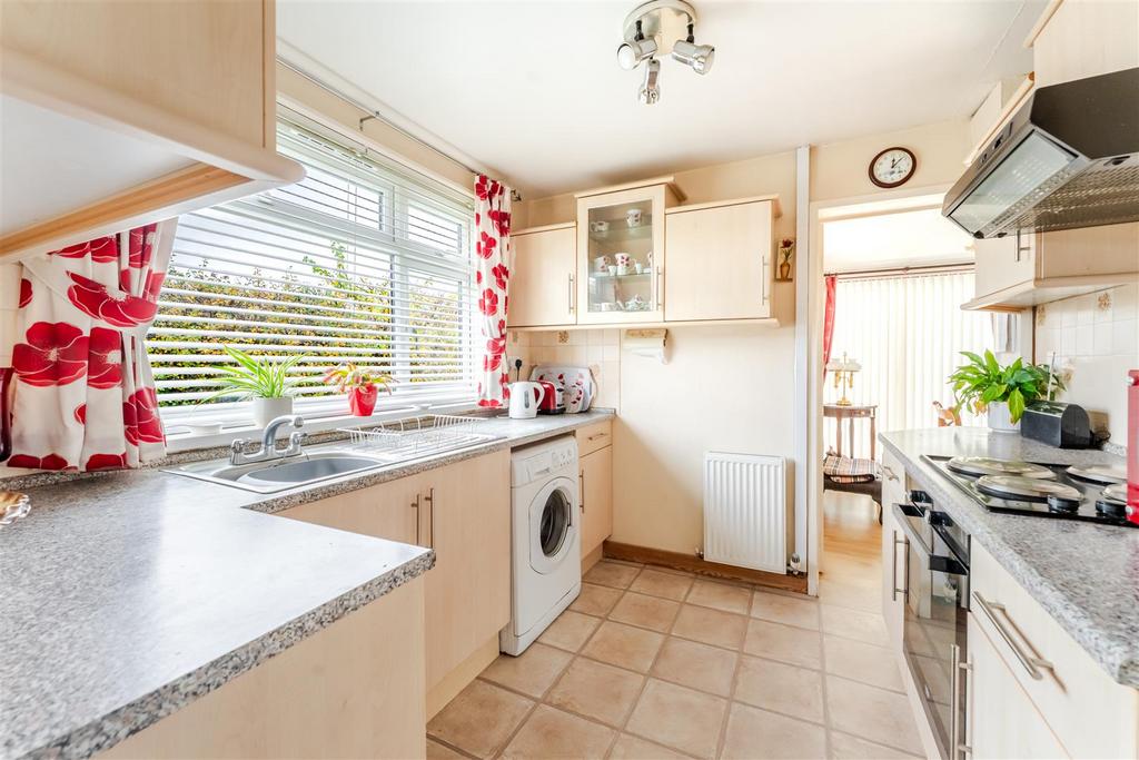 2 Tripps Corner, Yatton, BS49 4 JW 50.jpg