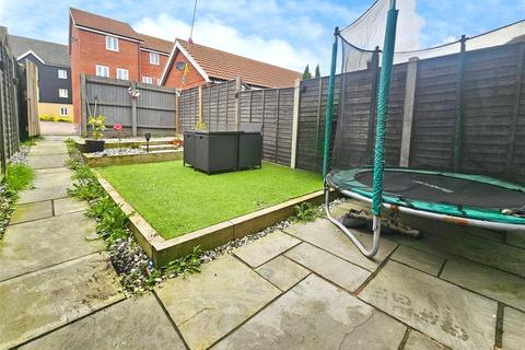 4 bedroom terraced house for sale, Falcon Crescent, Costessey, Norwich, Norfolk, NR8