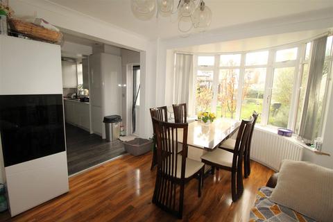 3 bedroom house for sale, St. Helens Road, Sheerness