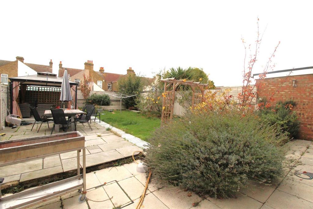 Garden 1.JPG