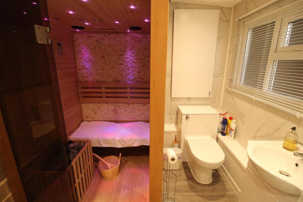 Sauna Room