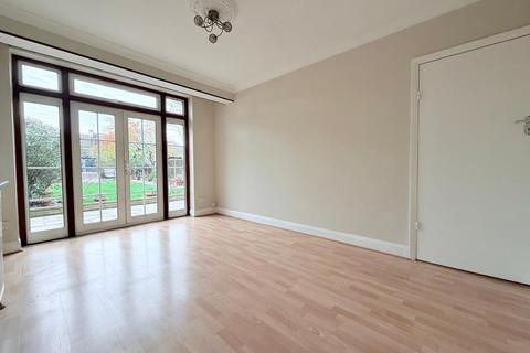 undefined, Surbiton,  Surrey,  KT6
