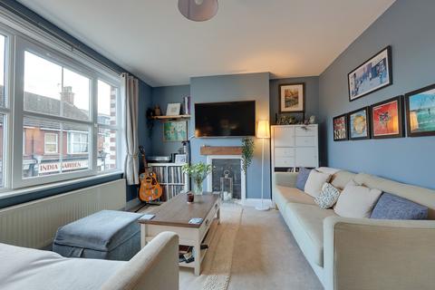 2 bedroom flat for sale, Lower Church Road, Burgess Hill, RH15