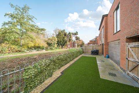 undefined, Electric Station Road, Sleaford, Lincolnshire, NG34