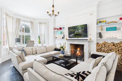2 bedroom maisonette for sale, Waterden Road, Surrey GU1
