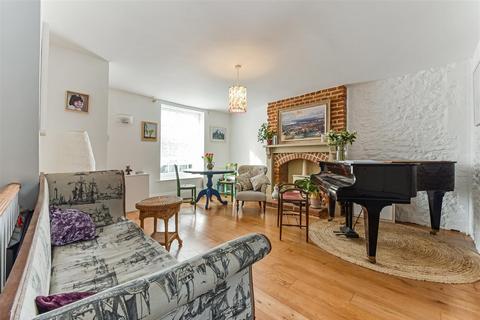 4 bedroom end of terrace house for sale, School Lane, Arundel