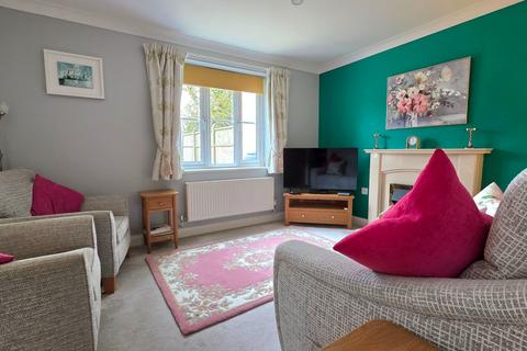 5 Farriers Green, Valley Truckle, Camelford, PL32 9QY
