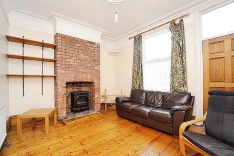 2 bedroom terraced house to rent, Eyam Road, Crookes, Sheffield