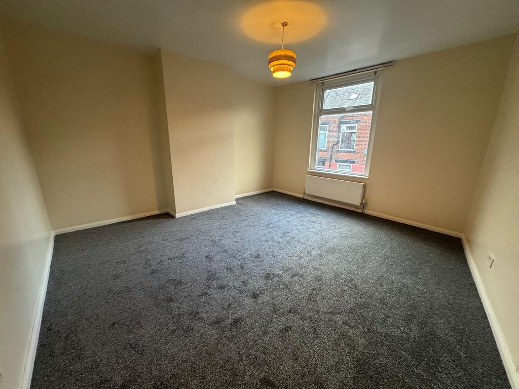 House in Leeds - View 4
