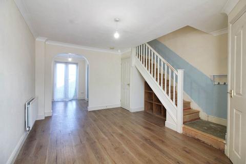 2 bedroom house for sale, Kingsgate, Aylesbury